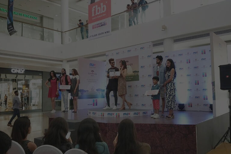 Mall-activation-launch-for-Max_summer1
